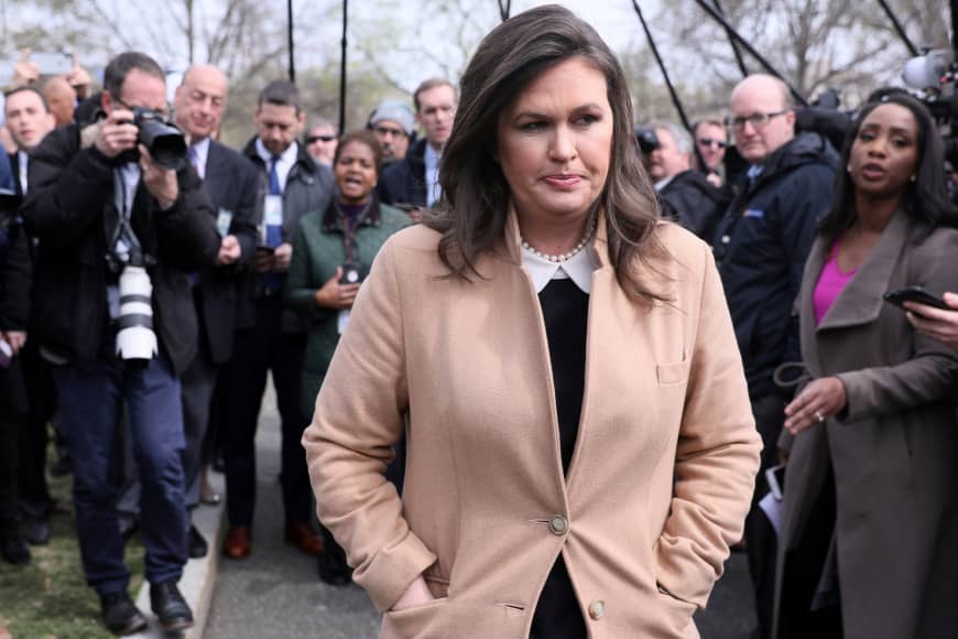 p_sirota's tweet photo. Sarah Sanders denies Trump said he would pardon border chief

#immigrationlaw #immigrationlawyer #hb1 #immigrants #citizenship #greencard #immigrant #businesslaw #internationallaw #uscitizen #foreignnational #taxlaw #corporatelaw #dualcitizenship #globalcitizen #Brooklyn https://t.co/7hBwz6pBrB