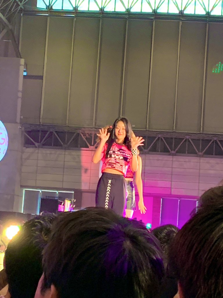 JIGMI_Z's tweet photo. #KCON 
#KCON19JAPAN 
#CherryBullet
#체리블렛
#MAY
#메이
#CHEARIN
#채린 https://t.co/oB1jpfsNQP