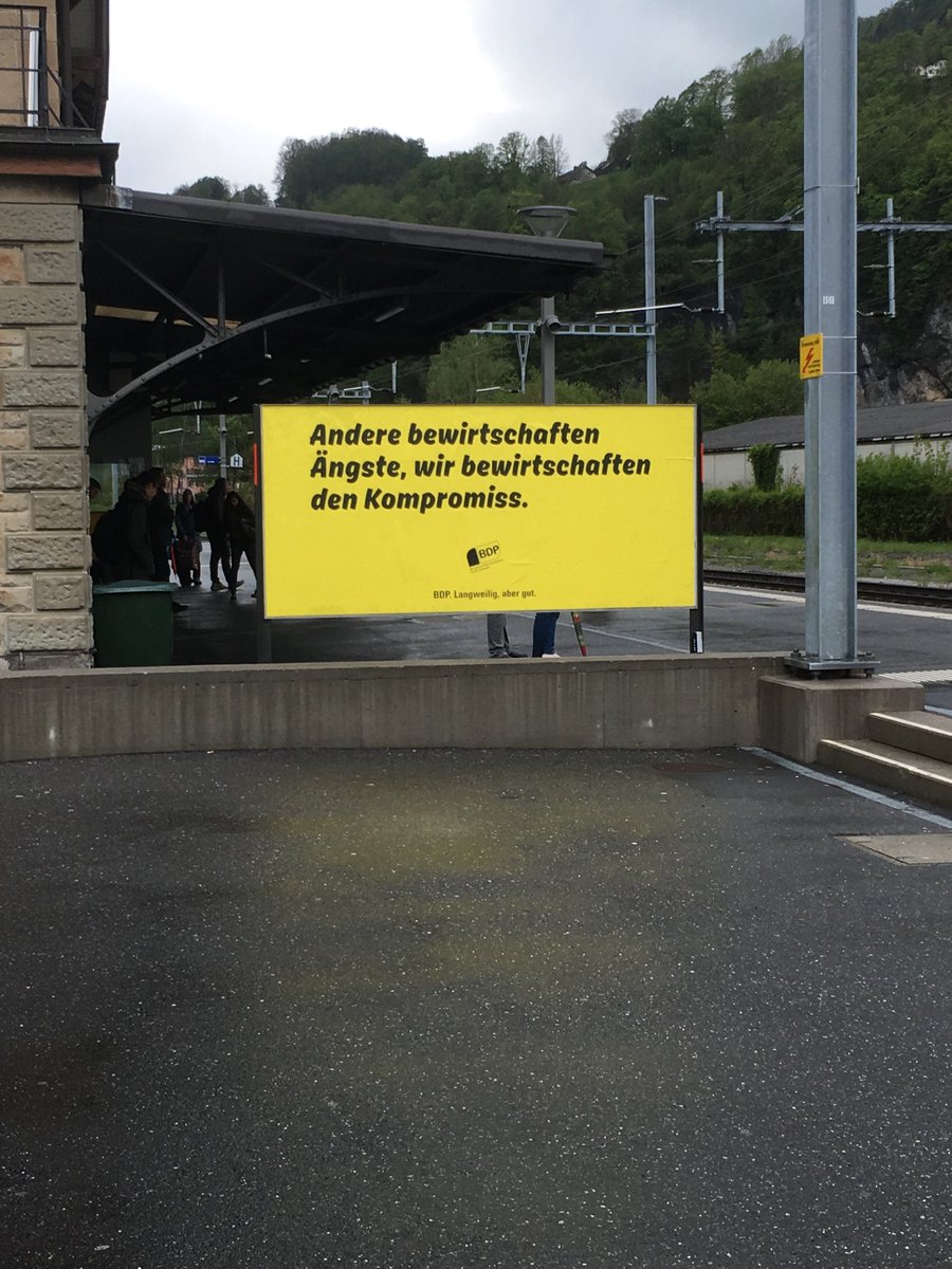#langweiligabergut am Bahnhof Näfels-Mollis