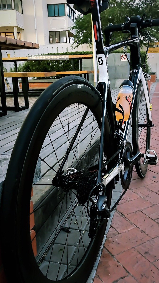 TeamPureSavage's tweet photo. Weekend warm up done right at @BootleggerCC !! Looking at getting some more R60’s , yay or nay?? #puresavage #hammer #weekendwarmup #conceptspeed #deepsections https://t.co/lKzbDlZzpG