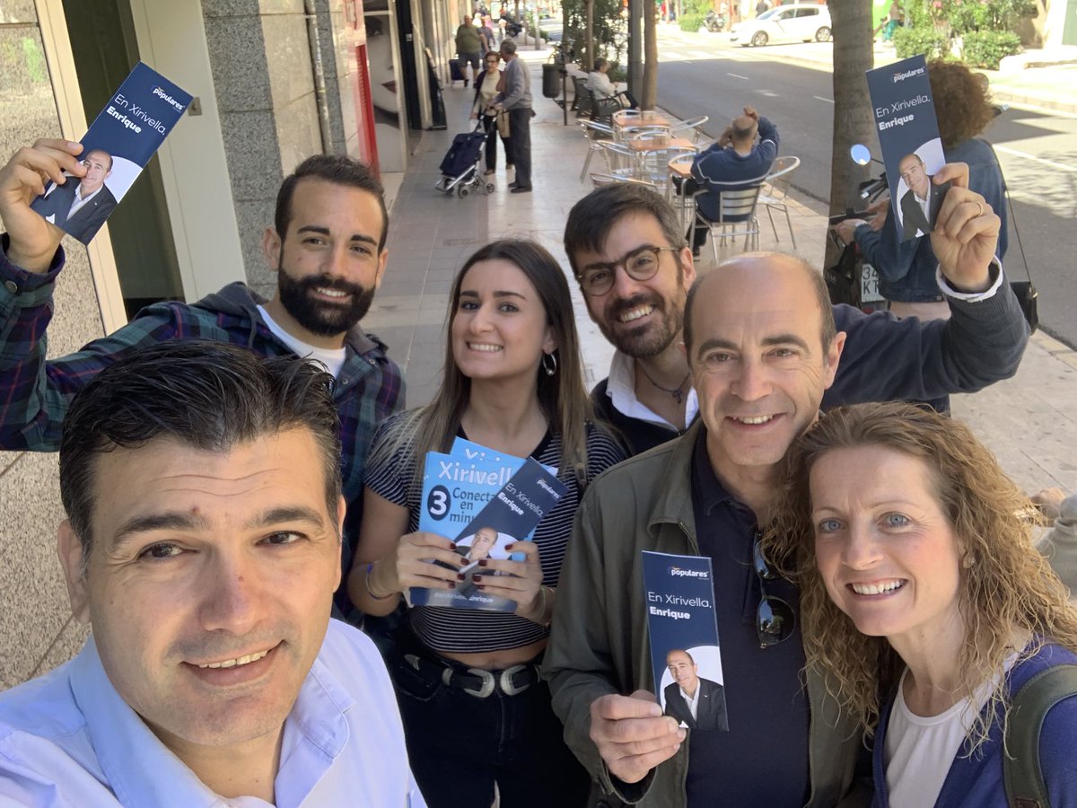 Visitando los comercios y explicando nuestro proyecto para #Xirivella 💙  #EnXirivellaEnrique
