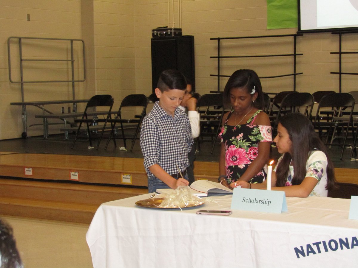 BensBranchElem's tweet photo. Congratulations to our 2019 Spring Inductees to the National Elementary Honor Society that were sworn in on Thursday, May 16th.  We also recognized our 2018-2019 5th grade members. #bbechat #NCISD https://t.co/HMrOeV56Bc