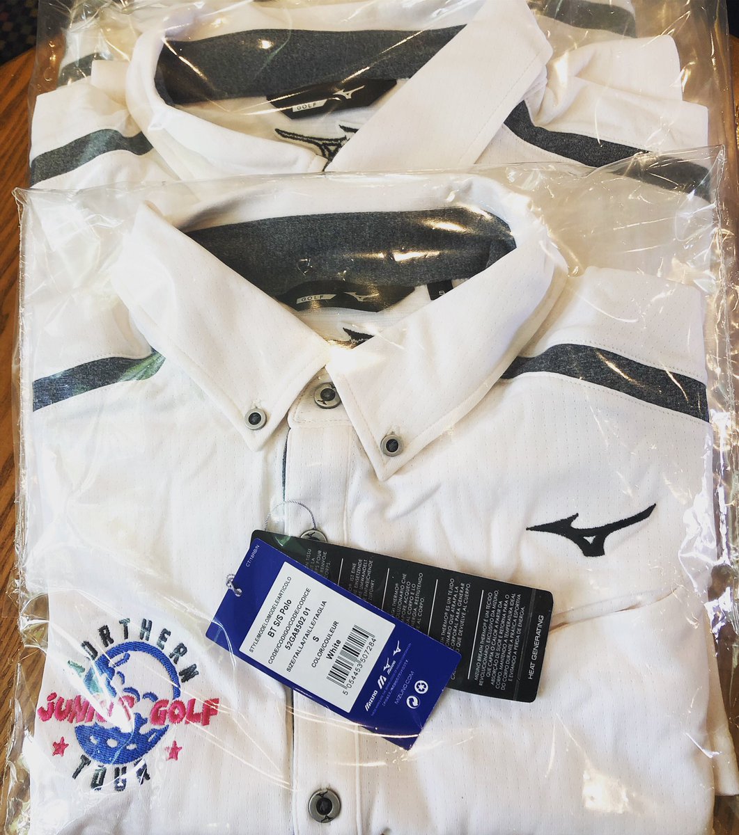 Our new @NJuniorGolfTour Organisers tops have landed &amp; looking very smart. Thanks <a href="/MizunoGolfEU/">Mizuno Golf Europe</a>