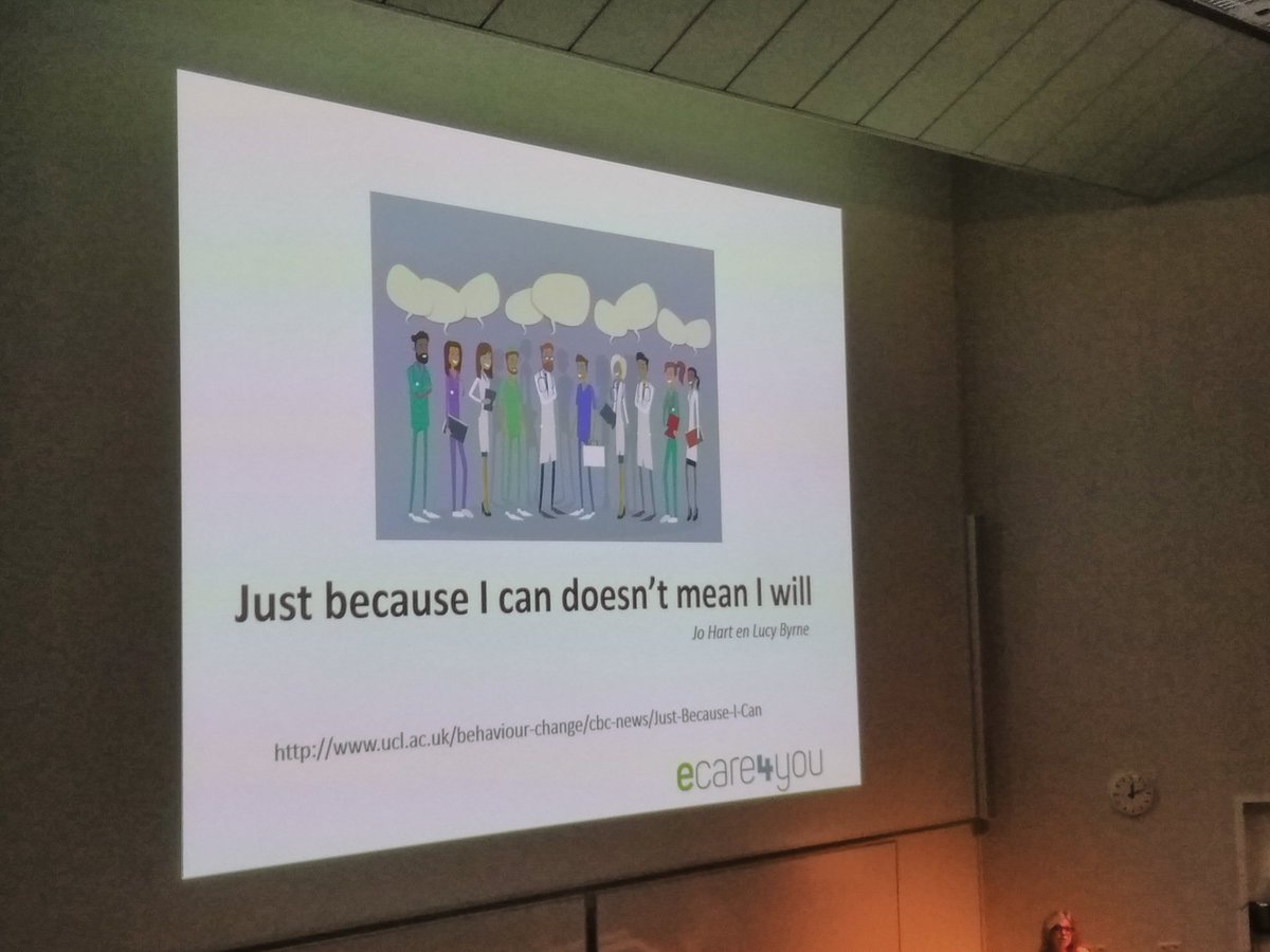 SandrienW's tweet photo. Waar kan je tegenaan lopen als je een verpleegkundige interventie wil gaan implementeren in de praktijk? Interessant college Verplegingswetenschappen over gedragsverandering in de zorg. https://t.co/fuzbv2UNiI