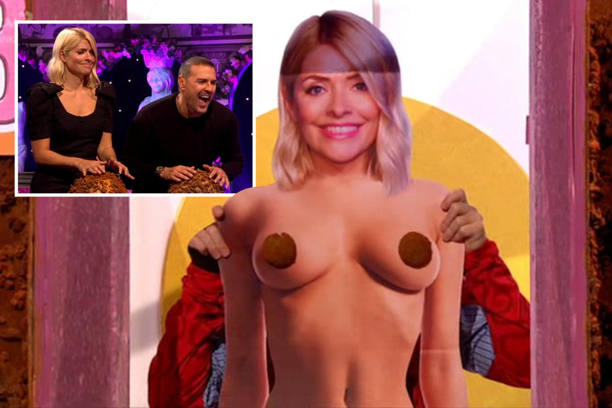 The Sun Twitterissä: "Holly Willoughby appears to be topless