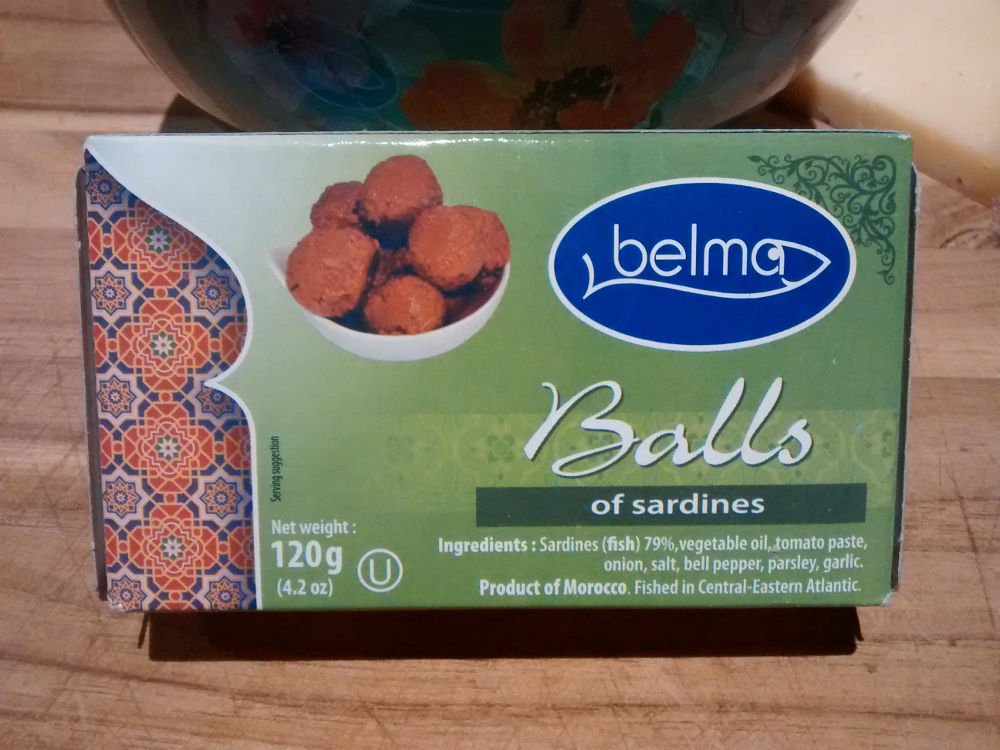 Review: Belma Balls of Sardines. “Sardines” and “sailing” are two words that sailors should say more often in the same bad breath. Also, balls. purserclub.com/15.html #sardines #sailing