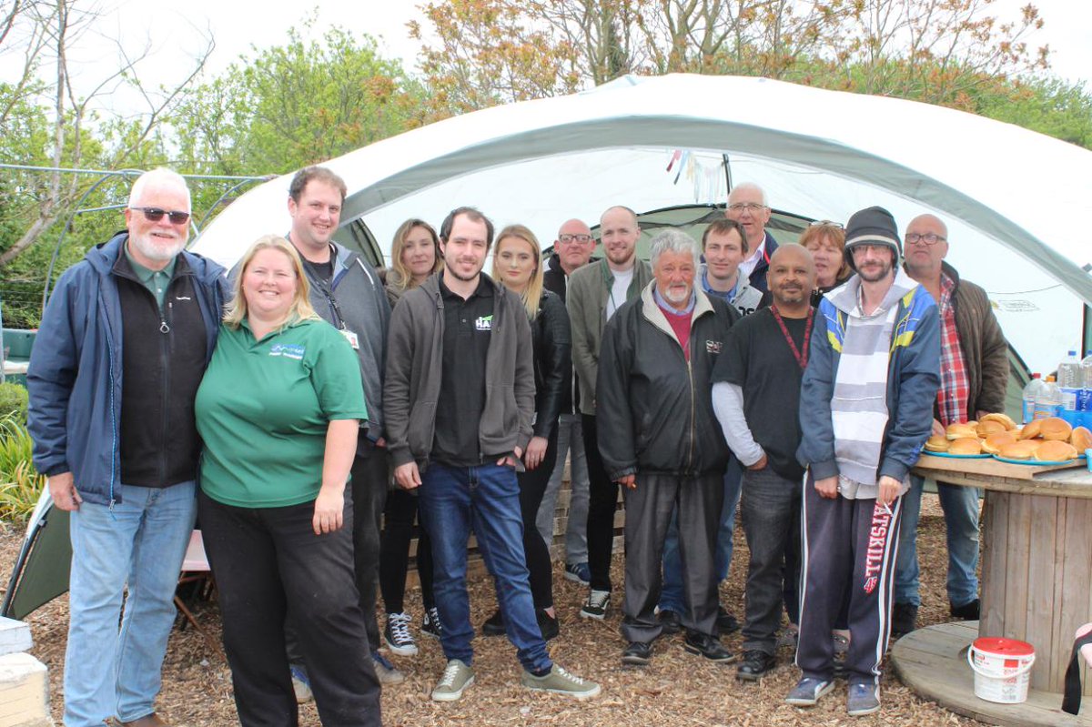 harpsouthend's tweet photo. Today the Motivation to Work scheme run in cooperation with @SouthendBCโs Parks Department celebrated its 4th anniversary. It allows our service users to volunteer in the community and get vital work experience. Thank you to everyone involved #Southend #Charity #MotivationToWork https://t.co/LIEZ49WleI