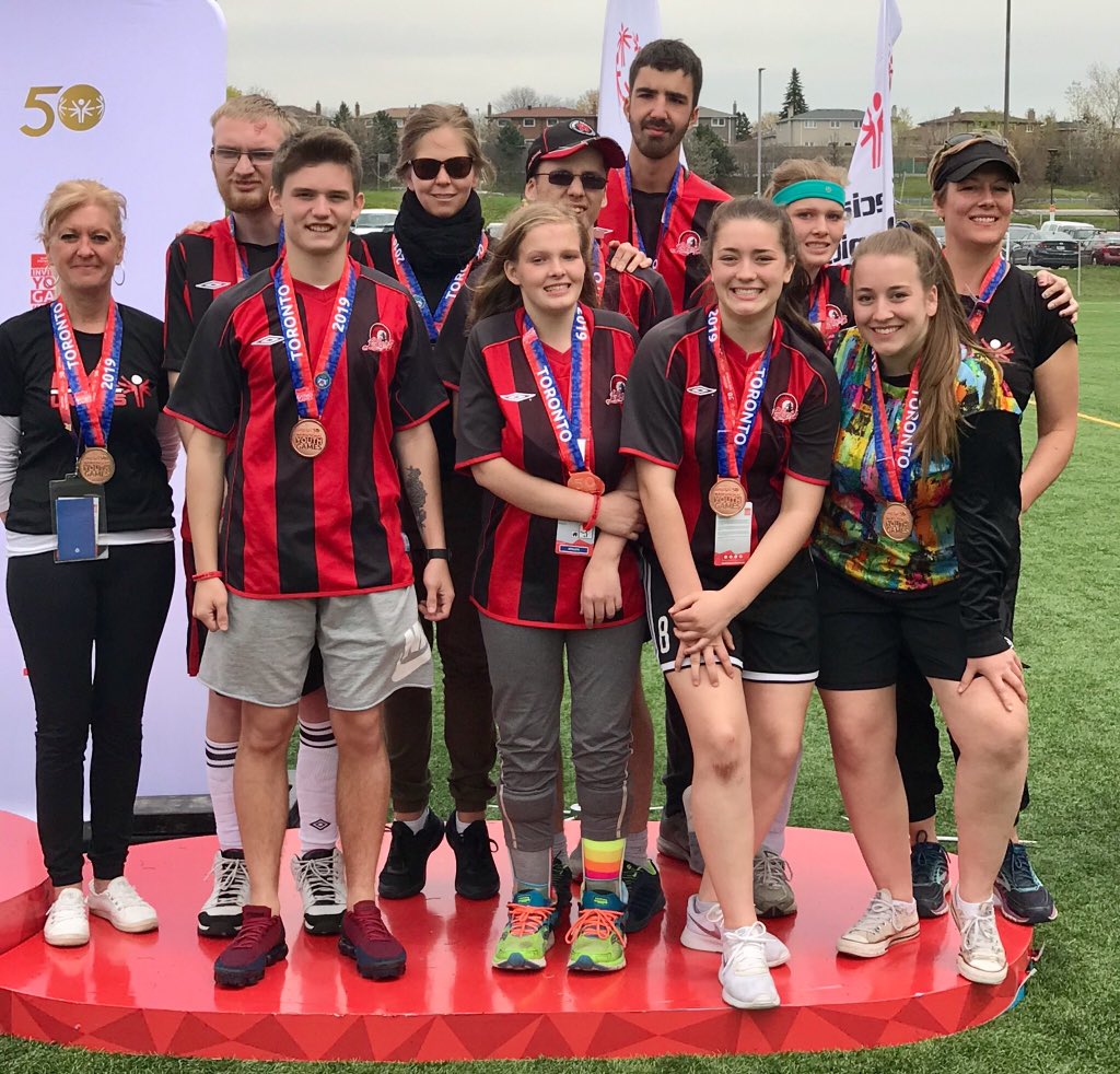 jules_yates3's tweet photo. BML Unified Soccer Team ‘rockin’ their Bronze Medal at the Special Olympics Invitational Youth Games in Toronto! So proud of these Lakers! @infobml   #thelakerway https://t.co/UrLivm93Nx