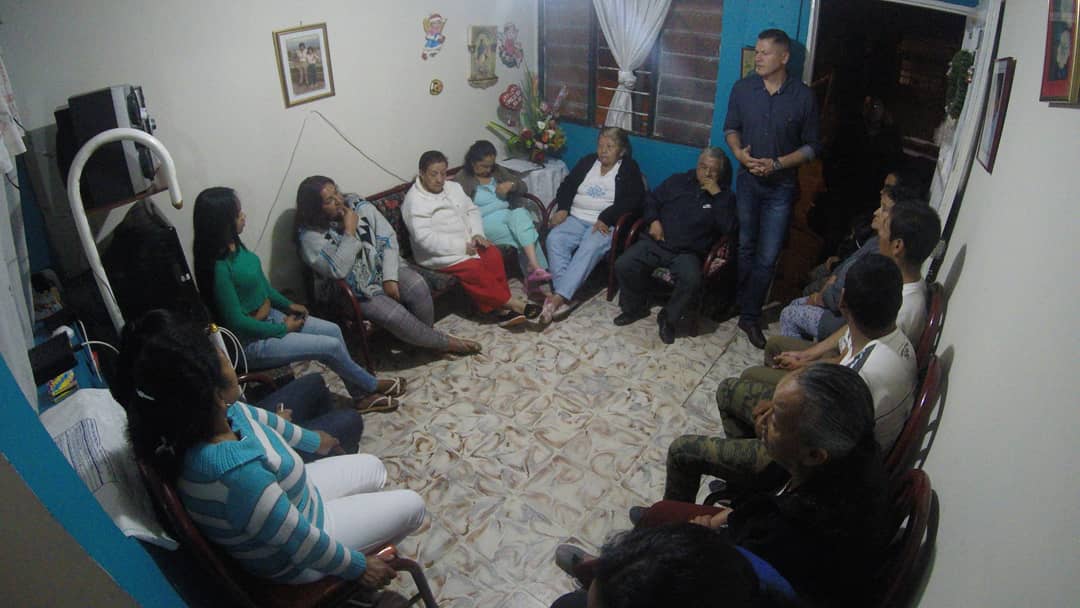 WilliamCampino's tweet image. #Popayán
La Comuna Siete de Popayán siempre está presta a #Escuchar, #Proponer y #Actuar. 
"El mejor equipo de trabajo es el barrio"

Gracias a la familia Santiago Chilito. #WilliamCampiño
facebook.com/22216713461361…