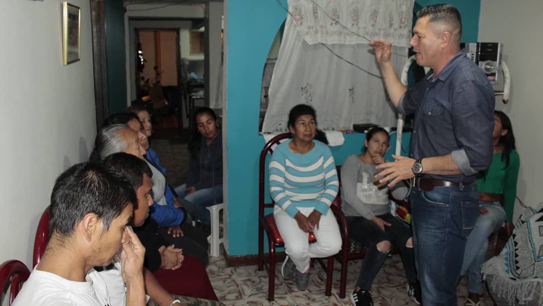 WilliamCampino's tweet image. #Popayán
La Comuna Siete de Popayán siempre está presta a #Escuchar, #Proponer y #Actuar. 
"El mejor equipo de trabajo es el barrio"

Gracias a la familia Santiago Chilito. #WilliamCampiño
facebook.com/22216713461361…