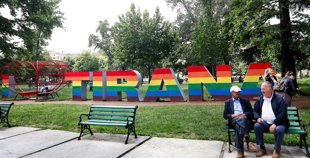 Aleanca_LGBT's tweet photo. Tirana Pride neser ne 12:00, Parku Rinia @blertakambo https://t.co/DjmfltUsMl
