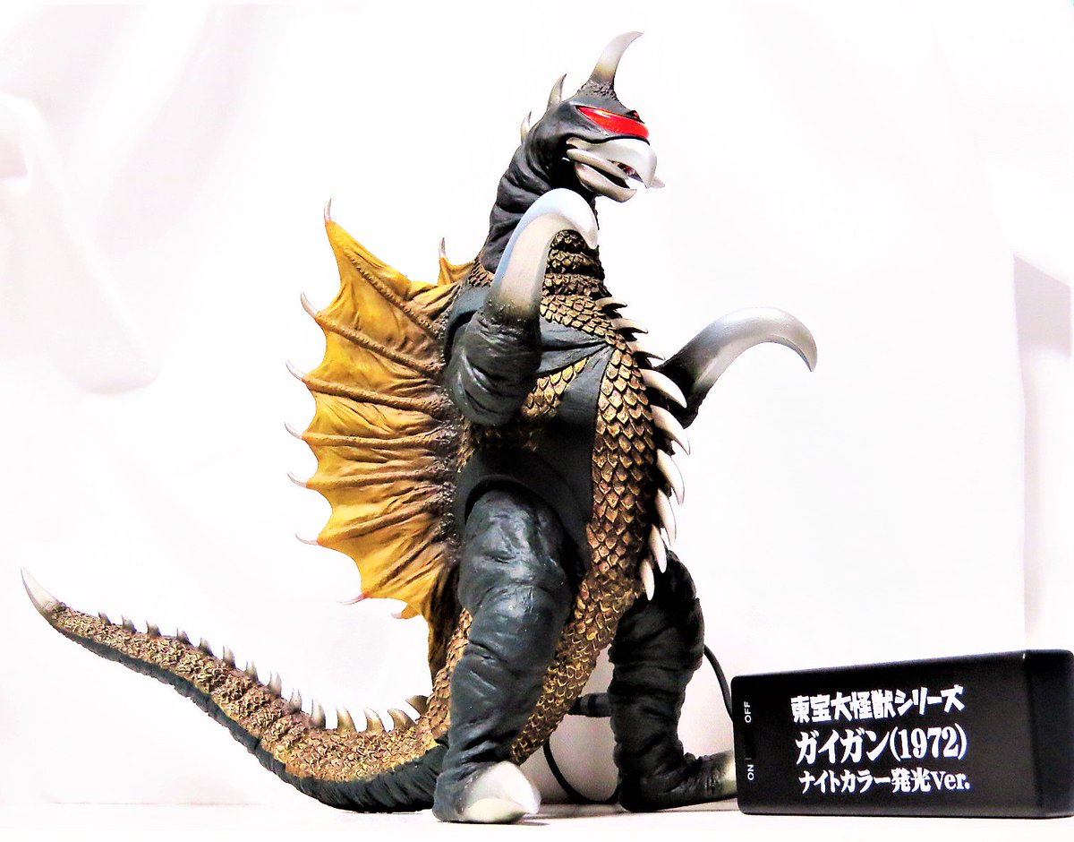 エクスプラス 東宝大怪獣シリーズ ガイガン 発光Ver でかかっ エクスプラス 東宝大怪獣シリーズ ガイガン 発光Ver でかかっ
