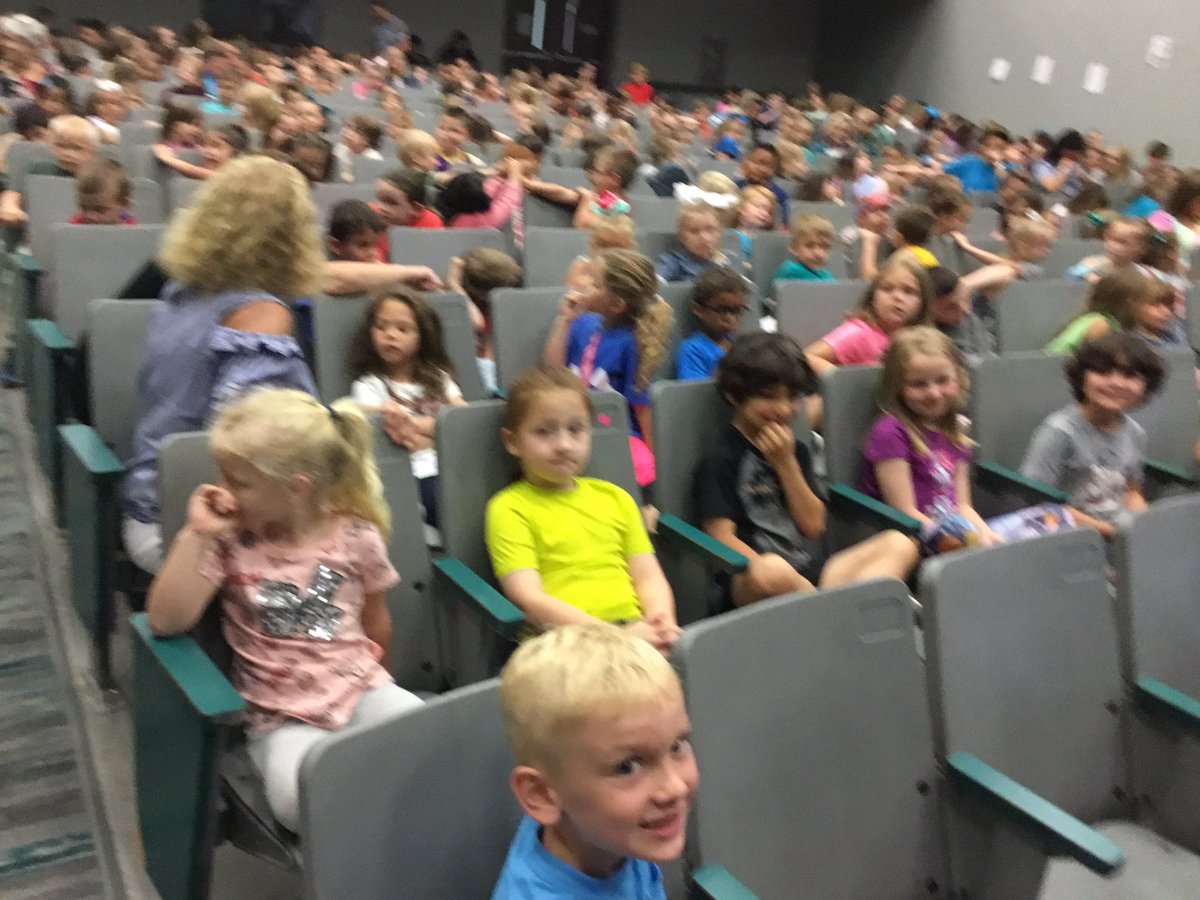 KCS_Johnson's tweet photo. @KCS_Johnson this just has to make you happy @KCS_District https://t.co/fDI5QEBN6K
