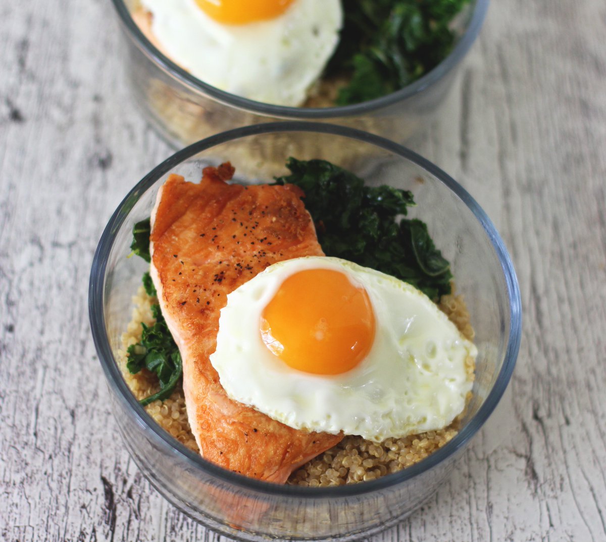 flaxandfairy's tweet photo. This Healthy Salmon and Quinoa Breakfast Bowl is the perfect meal prep for busy weekdays. It's a healthy breakfast filled with protein &amp; fiber to keep you full! #healthybreakfast #salmonbreakfast #breakfastmealprep https://t.co/tZK4TIGDJ7 https://t.co/RIejmDTdrN