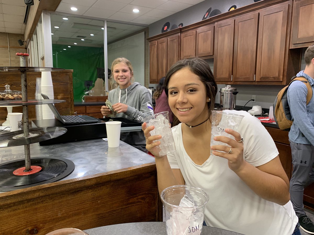 VHSiTeam's tweet photo. We are doing some training today during advisory!  Come get caffeinated before it’s too late!  Monday will be our last day to serve for the school year! https://t.co/plFTZYoUAb