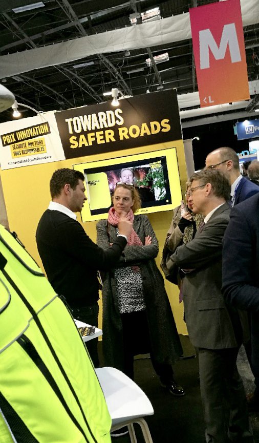 Emmanuel Barbe, Délégué Interministériel à la Sécurité routière, nous rend visite et nous félicite pour le chemin parcourus depuis notre Prix Innovation 2017 🏆

Merci à l’équipe de la <a href="/RoutePlusSure/">Sécurité routière</a> pour leur soutien dans notre volonté de sauver plus de vies sur les routes ❤️