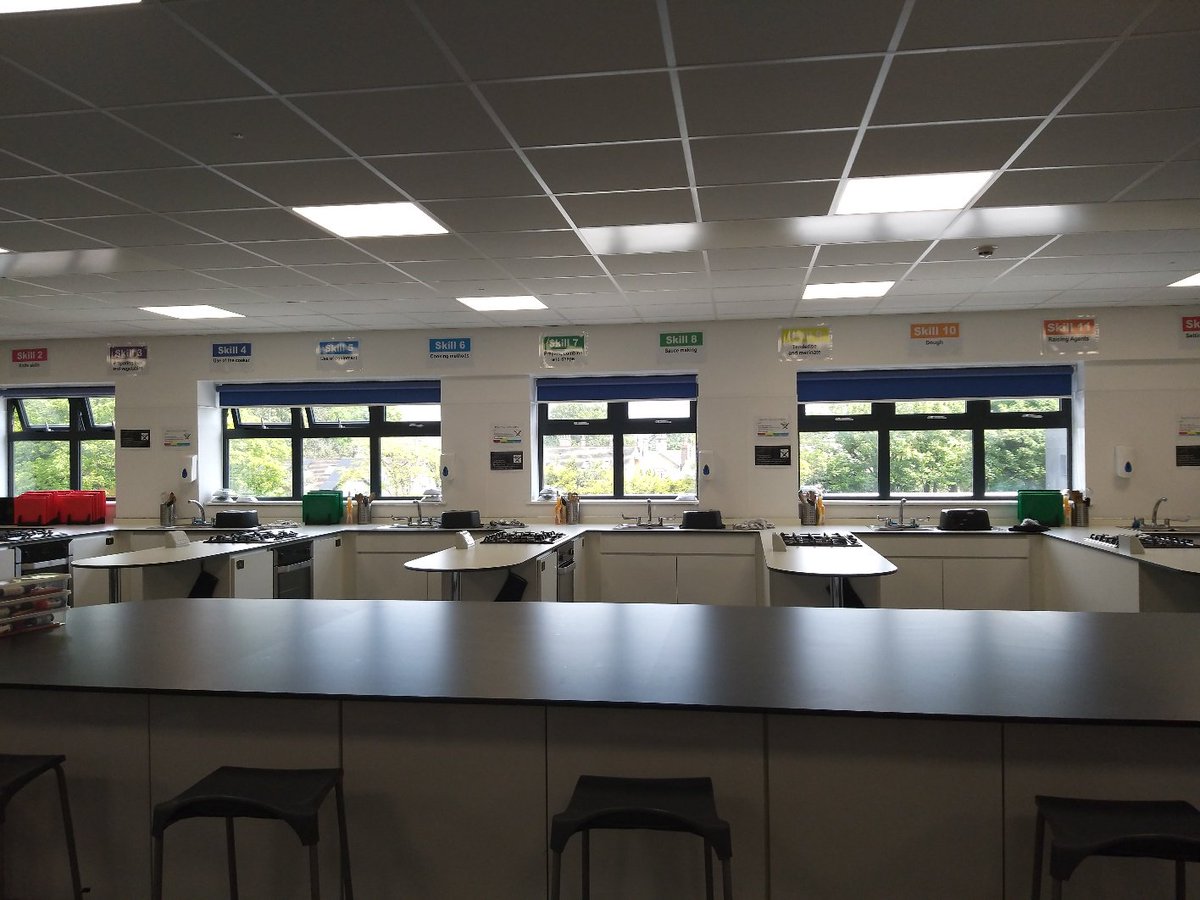 Cassidy_Ashton's tweet photo. Proud to be at the official opening of @North_Cestrian School as a Free School today with Sir Graham Brady and @DamianHinds, and to see our completed refurbishment and extension project after nearly 2 years on site. #architecture #education #Trafford #Chester @_CONLON_ https://t.co/vsHbVH6Irk