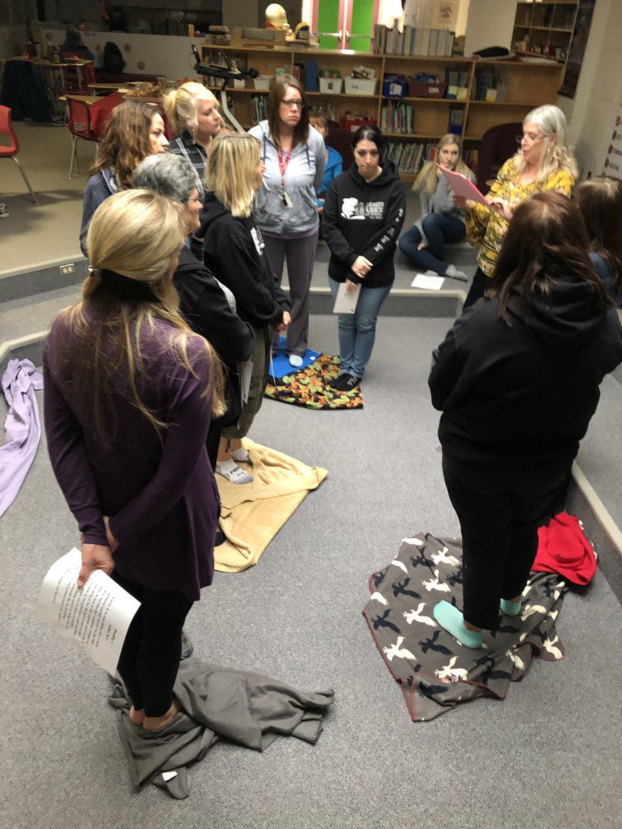 MrsVictoriaBel's tweet image. Always a moving experience being a part of the blanket exercise alongside my humbling mother @MarinaWestbrook with my @StJames colleagues. Thank you @joannenoir for providing us with this enlightening opportunity. 

#OcsbIndigenous 
@ocsbindigenous