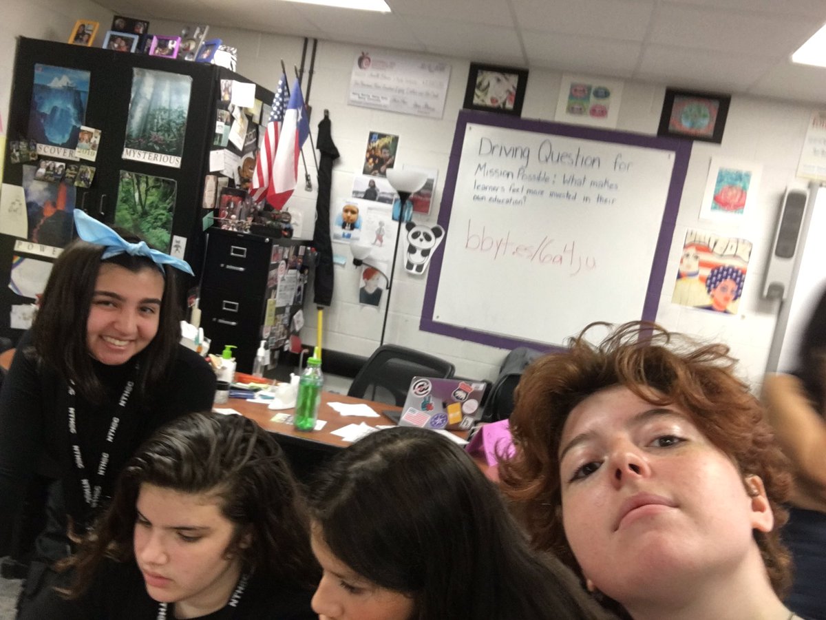 NataliehNthc's tweet photo. @NewTechCoppell @NthSaucier @Janelle @RedDoorEscape #NTHCEmpower #NTHCVoice In the middle of our Critical literacies final. Review and learning through escape rooms! Thanks Bence and Saucier for the fun final. https://t.co/YBk5nOLltk