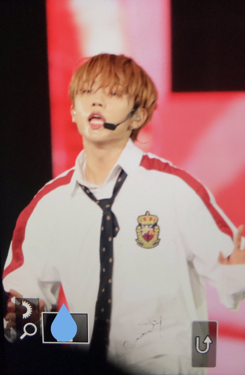 taeyanwoo's tweet photo. 190517
KCON Japan  pre🔆
#THEBOYZ #더보이즈 #SUNWOO #선우 #BloomBloom @Creker_THEBOYZ @WE_THE_BOYZ https://t.co/6rD3pGAmUC