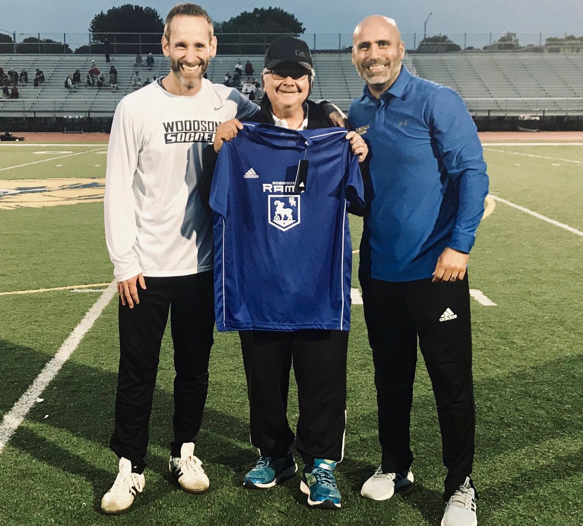 ⁦<a href="/BoysWtw/">WTW Boys Soccer</a>⁩ Coach Jac honored at halftime. Thanks to Coach Garza, ⁦<a href="/RAMSBoosters/">Robinson Rams Athletic Boosters 💙💛🐏</a>⁩ ⁦<a href="/RoboBoysSoccer/">Robinson Boys Soccer</a>⁩ for a special night. Top quality.