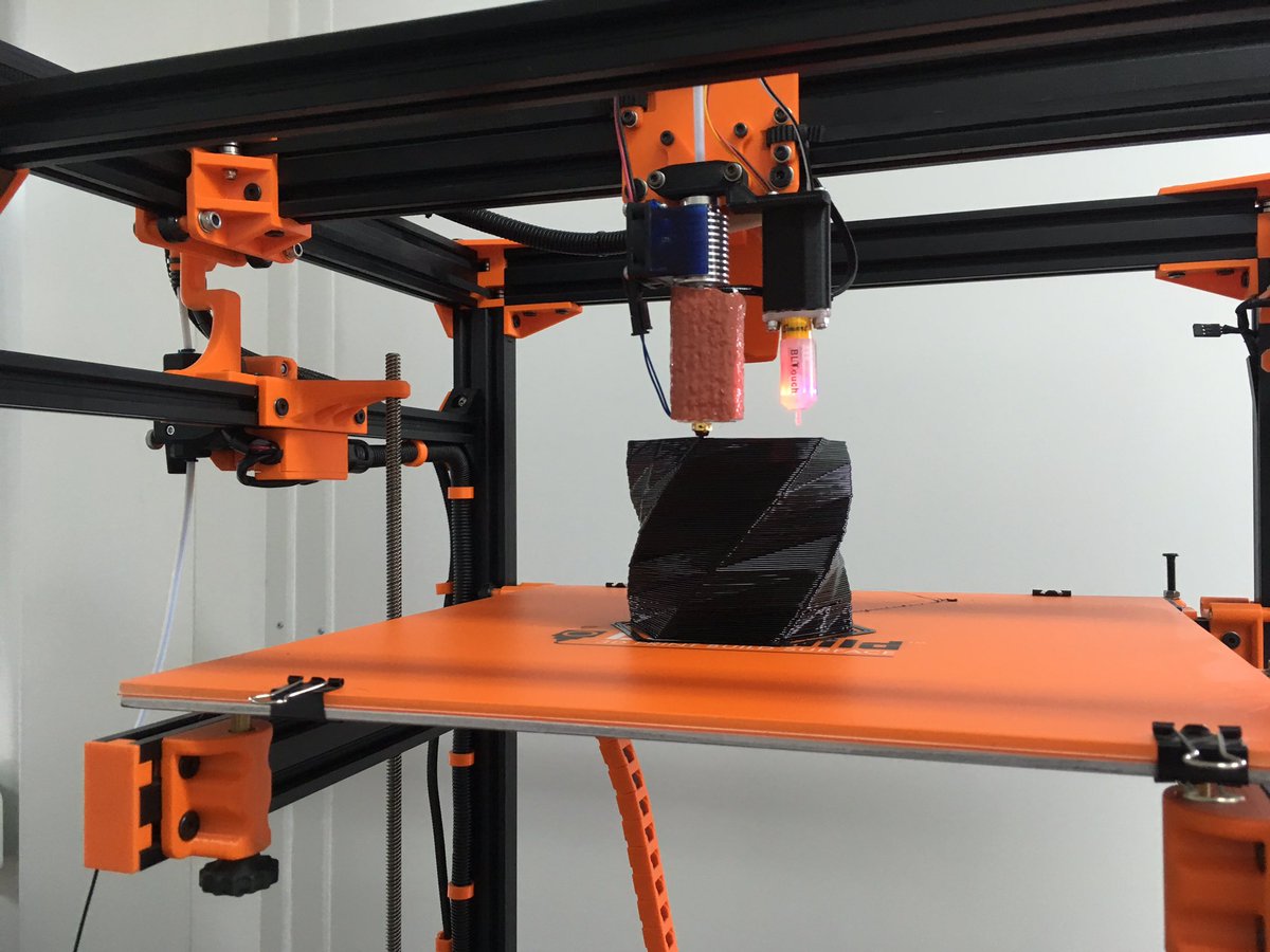 ooznest's tweet photo. We have got something Super coming to #3DMeetupUK. Get your tickets here: https://t.co/EEREvor1mH https://t.co/LxyDUVMc5j