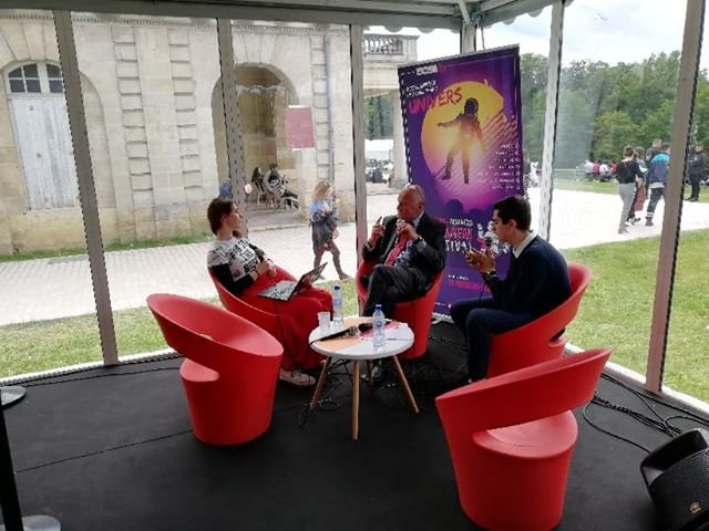 Hier nous avons eu l'honneur d'interviewer M. <a href="/al_rousset/">Alain Rousset</a>, président de la <a href="/NvelleAquitaine/">Nouvelle-Aquitaine</a>, lors de sa visite sur le stand radio du #NouveauFestival !
L'interview 👉 lp2i.radio-delta.fr

Post by Thibault &amp; Lola