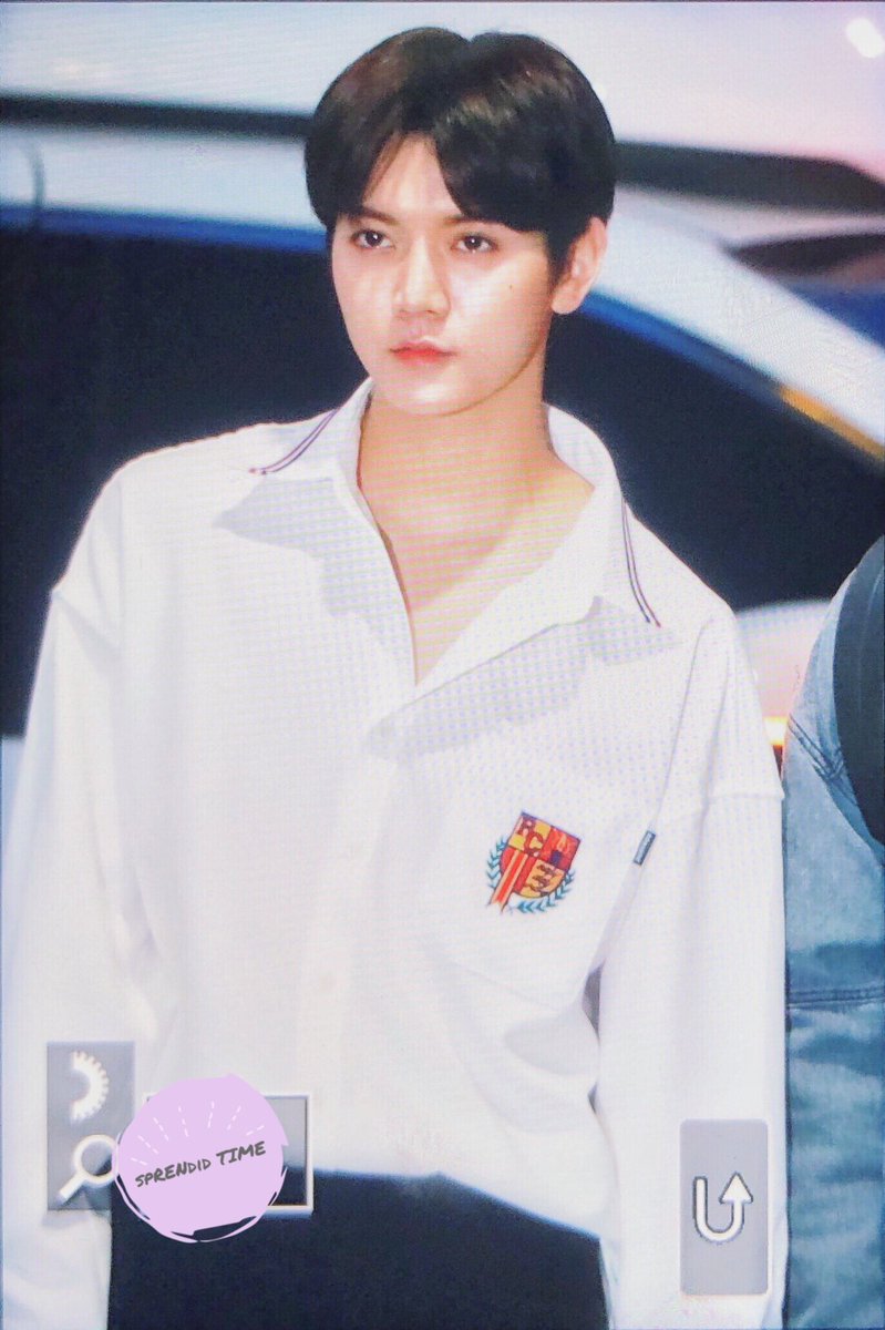 Splendid_951103's tweet photo. 190517 K-CON 출국 프리뷰
조시미 안전하게 다녀와요 별님 ⭐️
#렌 #최민기 #REN #뉴이스트 #NUEST https://t.co/lSf54jn7qu