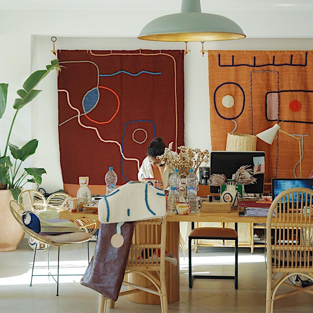 Interior Inspiration: We are often influenced by modern art, structures, architecture and culture. We’ve rounded up a list of inspirational interior design Instagram accounts that are charming as well aesthetically and visually appealing.

Read Now> bit.ly/2VpPVgm