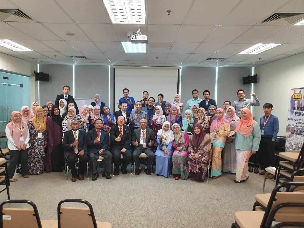 Razali Che Embi tweet media