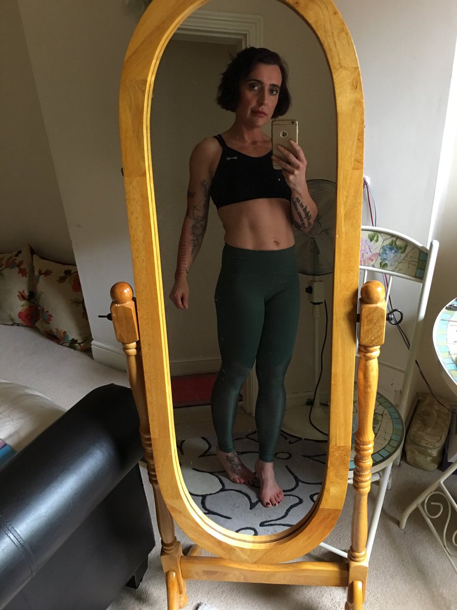 KaliBlu_'s tweet photo. What’s your top fetish??

#fetishfriday #musclefetish #muscularwomen #painsluts #bellypunching #beatdowns #Trampling #CBT #mixedWrestling #ballbusting #SessionGirls #Headscissors #smothering #veganthug #sessionwrestler #musculardomme #DominantBeauty #musclegoddess #StrongGoddess https://t.co/AJ6gHzt0aA