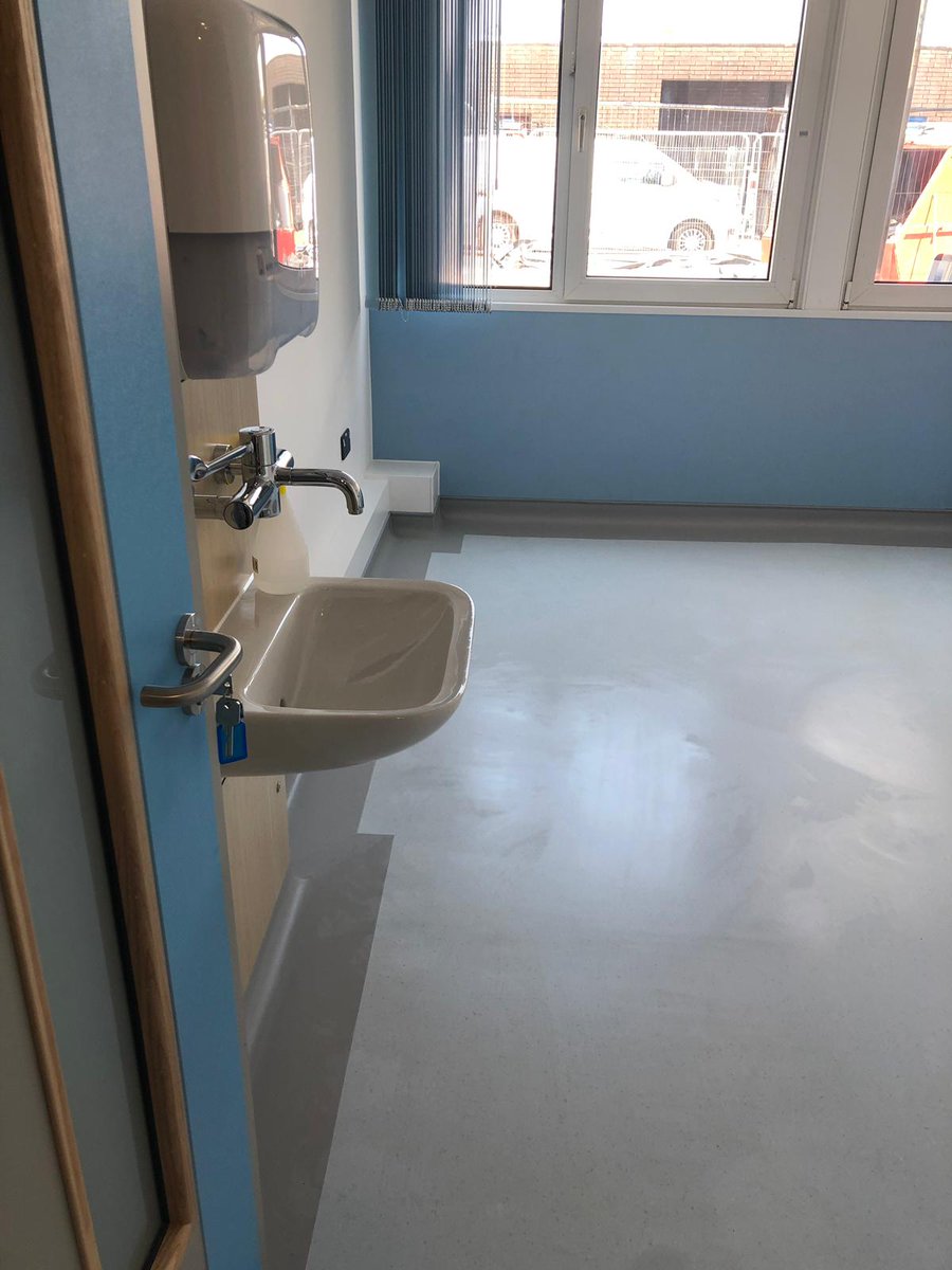 Intrinsic_FM's tweet photo. A successful post #construction clean for @LancsHospitals in Preston. The new Fracture Clinic looks fabulous @dgbuildersltd , congratulations!  Well done to our Industrial Team how came in and worked their magic! https://t.co/Es8Z3M8EoE