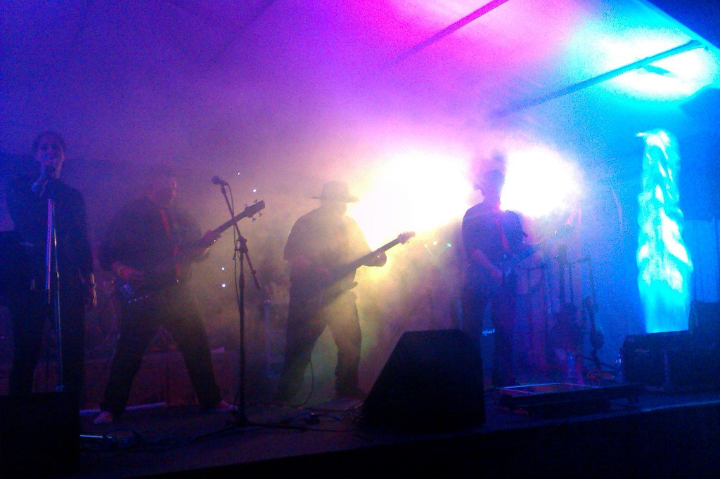 Break Cover is 7 years old today breakcoverband.com/break-cover-is…