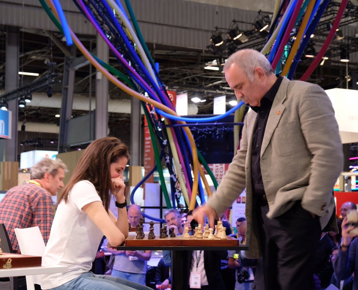 FabriceFrossard's tweet image. C&apos;est déjà fini au bout de deux tours pour certains joueurs. Trop fort @Kasparov63  🙂

#Vivatech #EDFpulse @EDFofficiel
