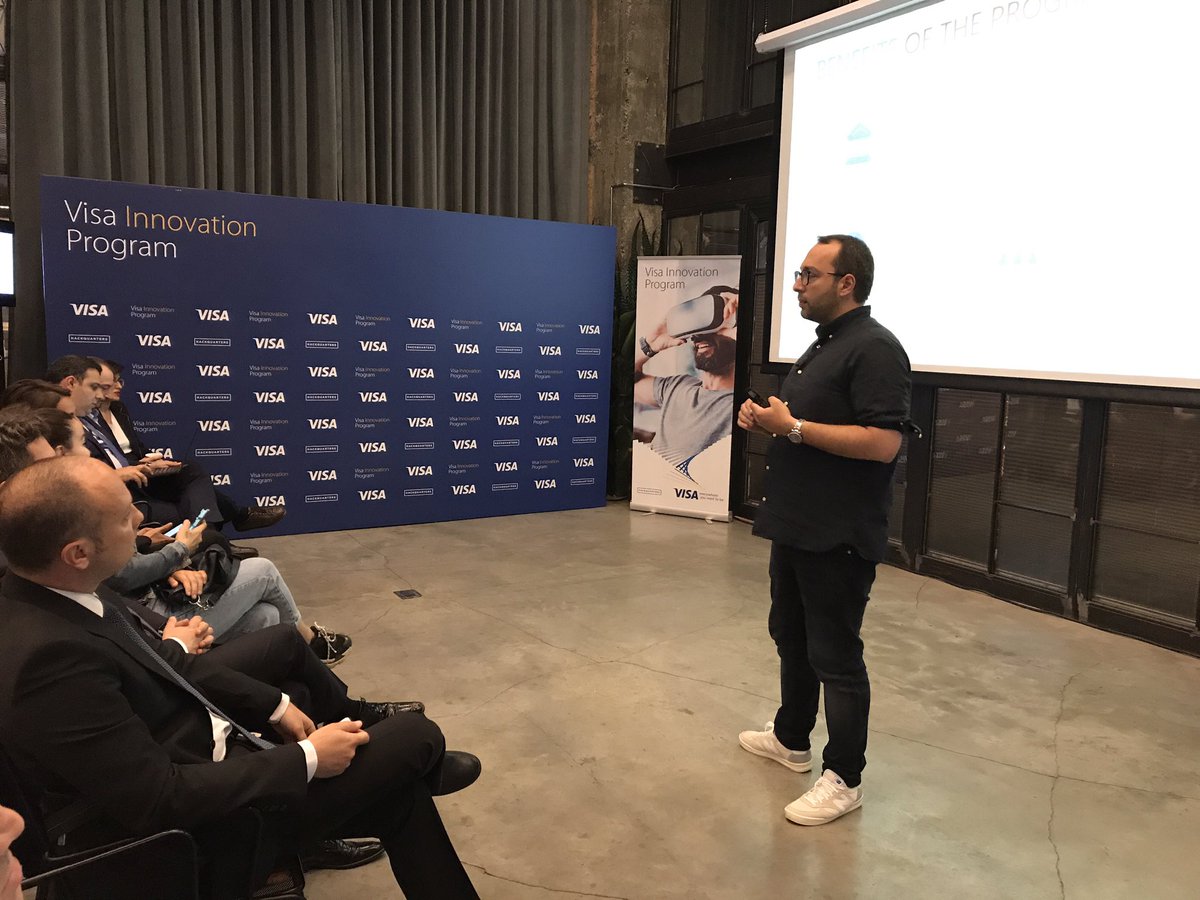 egirisim's tweet image. Visa İnovasyon Programı&apos;nın yürütücüsü @hackquarters kurucusu @sadeceka, programla ilgili hedeflerinden ve startup&apos;ları bekleyen süreci anlatıyor. #visainnovationprogram