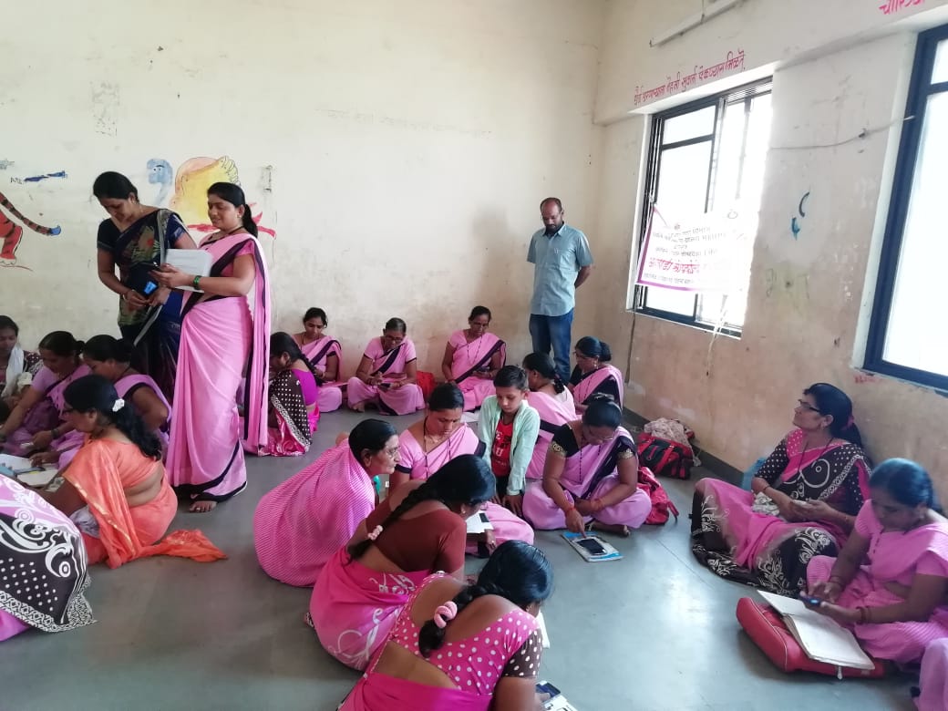 PA_Nandurbar's tweet photo. AWWs all over the District #Nandurbar getting equipped with technology to fight Malnutrition and Anemia!! 
#DigitalIndia 
#icds_cas
#POSHANAbhiyaan
@MinistryWCD @IndraMallo @kanny_69 @arjandewagt @Balaji_Manjule @vinaygc @dionandurbar @SPreraks @_mahnm @tatatrusts https://t.co/V8DHdI4lZ1