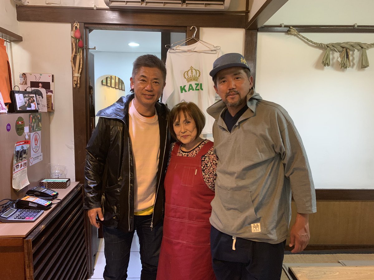三浦 泰年 Twitter Da S級ライセンス海外研修でリオのフラメンゴからサンパウロに会いに寄ってくれた永井秀樹 東京vユース監督 ブラジル サッカー魂で頑張って欲しい サンパウロの日本料理一茶 中央は一茶の女将 にて 永井秀樹 東京ヴェルディ 三浦 泰年 Twitter Da S級ライセンス海外研修でリオのフラメンゴからサンパウロに会いに寄ってくれた永井秀樹 東京vユース監督 ブラジル サッカー魂で頑張って欲しい サンパウロの日本料理一茶 中央は一茶の女将 にて 永井秀樹 東京ヴェルディ