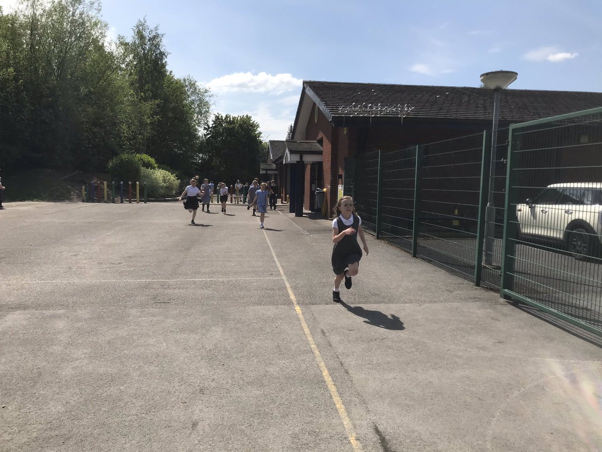 MWCP5's tweet photo. It’s Mass Daily Mile time! @_thedailymile #DailyMileMerseyside @Halton_SG #MilesOfSmiles #MWCPSport https://t.co/9D0huoGHNQ