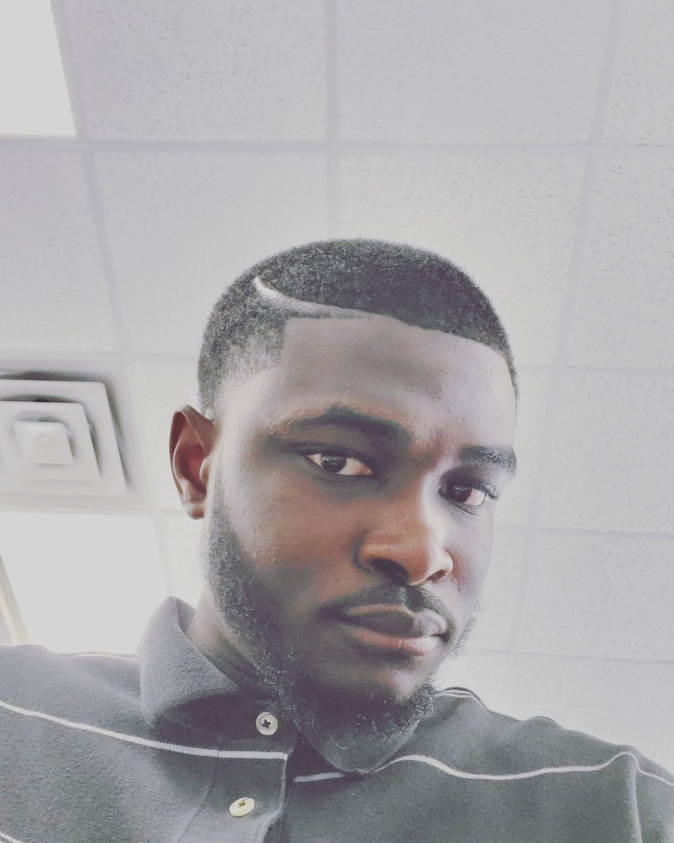 _d2ent's tweet photo. #Fresh#HairCut✂️💈 https://t.co/vNbSCCtSoy
