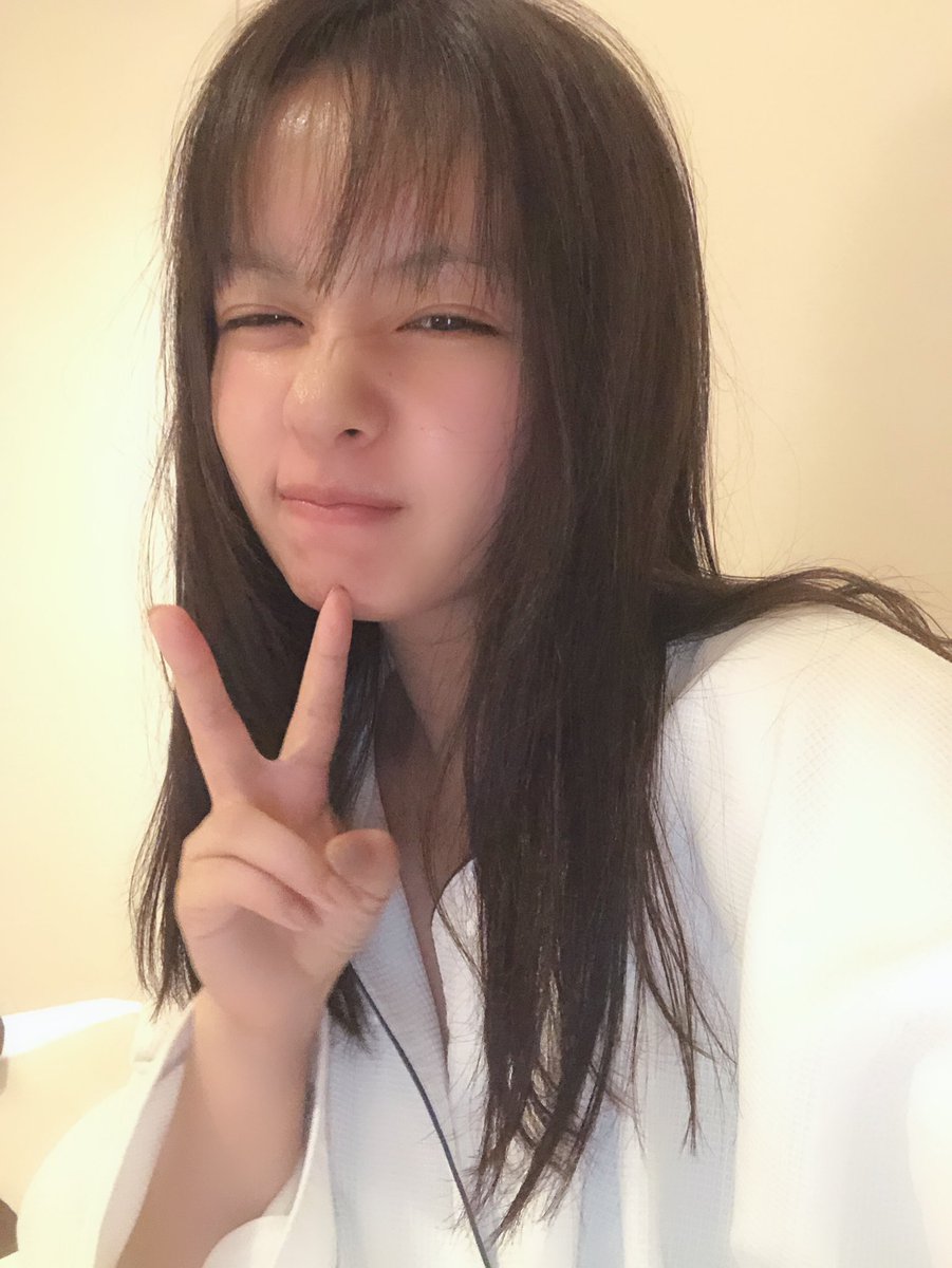 山田菜々 今日もホテル泊まりです ホテルのパジャマ着る派の人 最近自撮り頑張ってるよ はは おやすみなさい 山田菜々 今日もホテル泊まりです ホテルのパジャマ着る派の人 最近自撮り頑張ってるよ はは おやすみなさい
