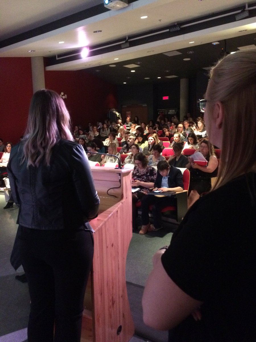 MartinCaouette1's tweet photo. Un public attentif à Lévis pour apprendre sur l’autodétermination! #rnetsa https://t.co/8RNgJlQf59