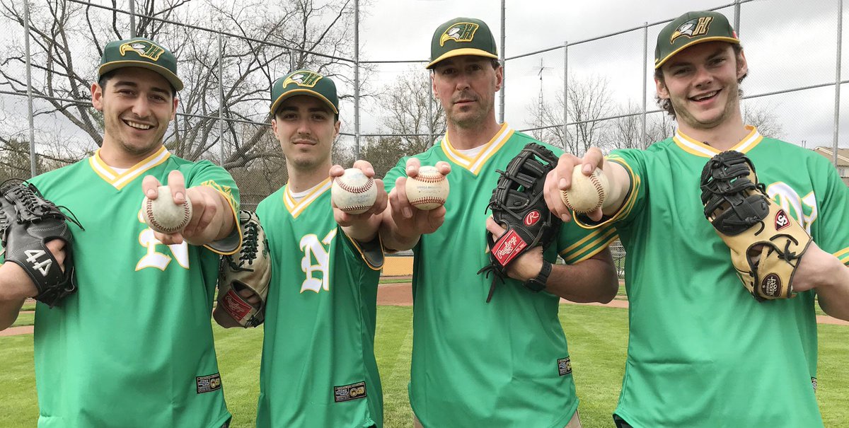 YorkRegion's tweet image. Here's the pitch from the Hawks' classroom @NewmarketHawks @NewmarketJr @Nmktbaseball @GuruCBG @BaseballOntario @baseballcanada @georginatown @OLLBulldogs @yraanews @YorkRegion @CuddyShark16 @TownofNewmarket yorkregion.com/community-stor… #ballhawks #wingmen #heresthepitch #playball