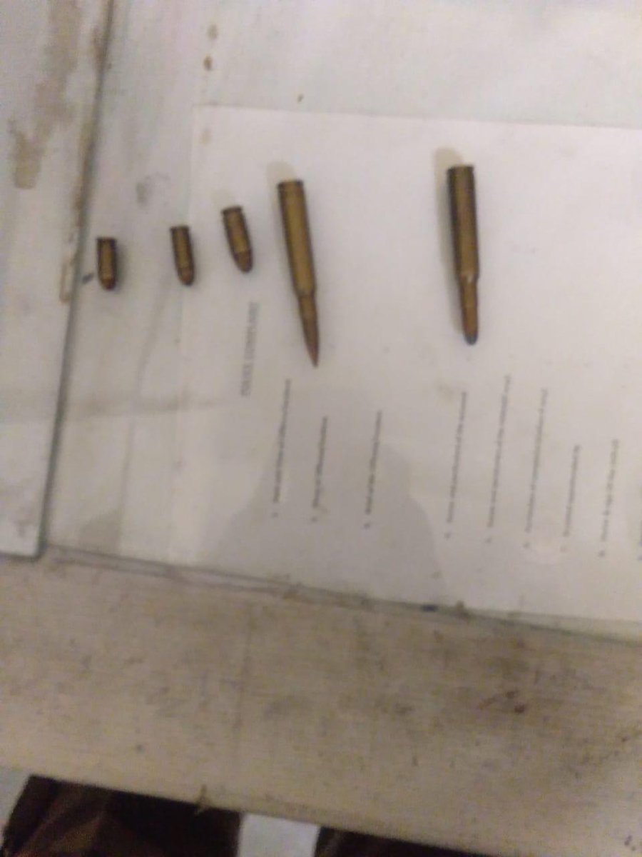 ANI's tweet photo. Delhi: Central Industrial Security Force (CISF) nabbed a juvenile with 5 live round during baggage screening at Mayur Vihar Phase 1 metro station around 3:55 pm today. Investigation underway https://t.co/iDa56U05fz