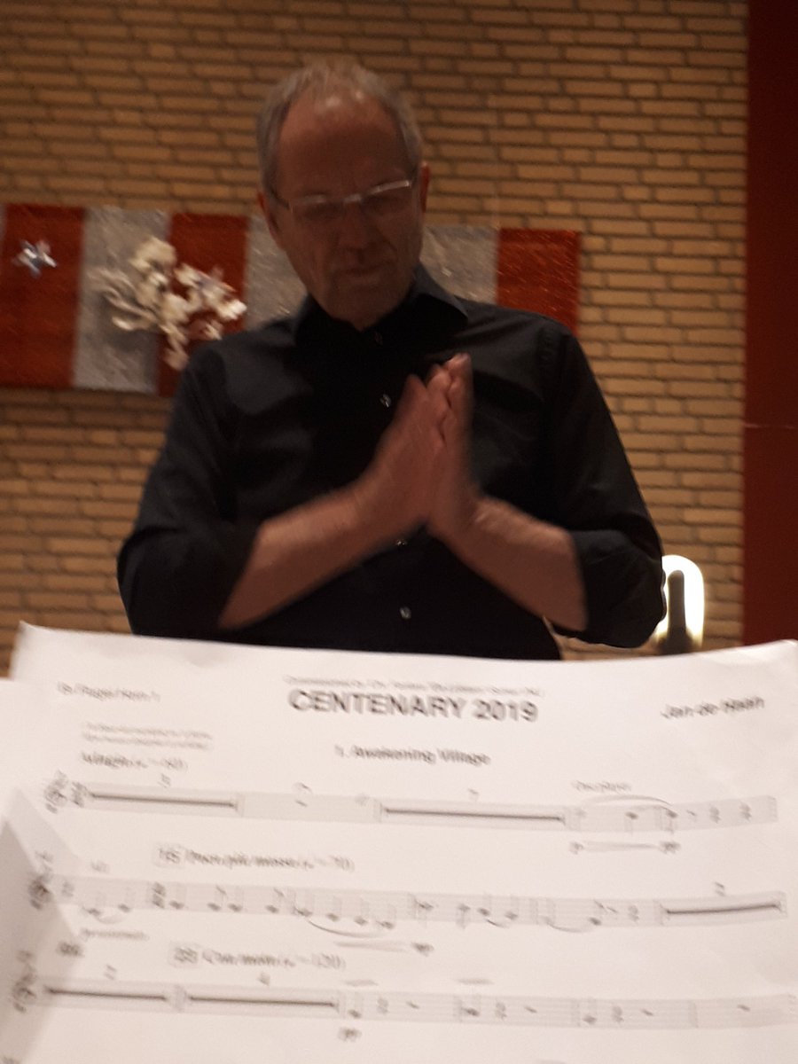 De Lofstem tweet media