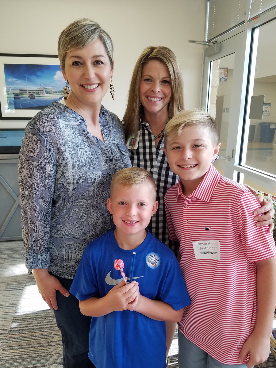 AdkinsLantana's tweet photo. Mr. Wyatt Dean, Principal for the Day, has been working hard at Adkins! He has conducted two happy visits already. Way to go Mr. Dean! #PTAauctionwinner #settojet #DentonISDDelivers https://t.co/c6F9p3bfxh