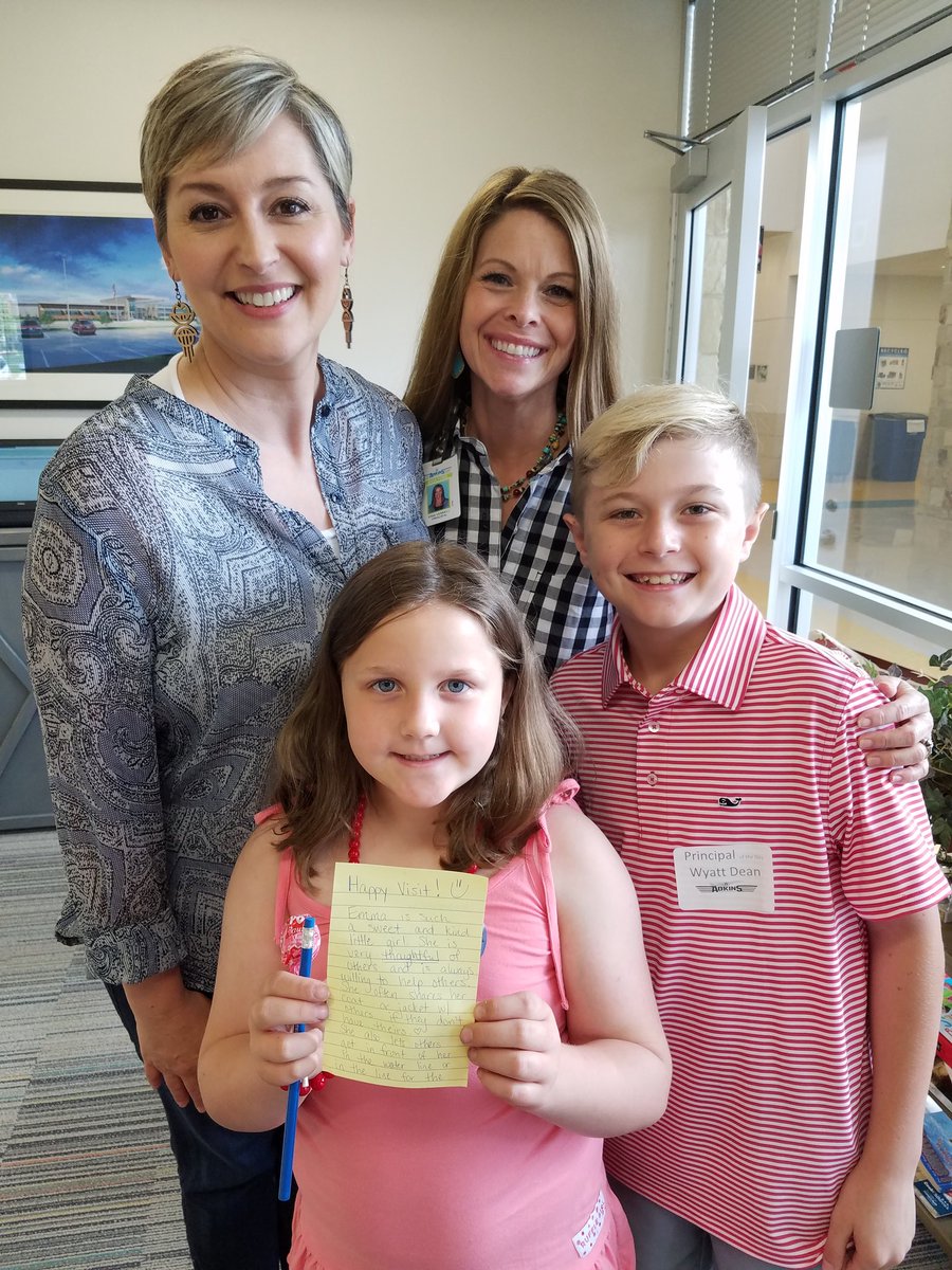 AdkinsLantana's tweet photo. Mr. Wyatt Dean, Principal for the Day, has been working hard at Adkins! He has conducted two happy visits already. Way to go Mr. Dean! #PTAauctionwinner #settojet #DentonISDDelivers https://t.co/c6F9p3bfxh