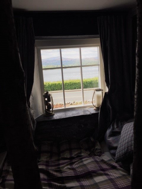 GoodSpaGuide's tweet photo. The UK's only Hay Manger at Low Wood Bay Resort and Spa: @englishlakes. You can lie back and look out at Lake Windermere. It also features a huge silver salt bath within the gorgeous Hideaway. Private and indulgent. https://t.co/k4oX3PjxGf