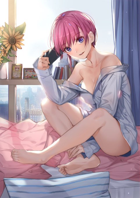 piYOさんがTwitterに投稿した中野一花(五等分の花嫁)のイラスト。