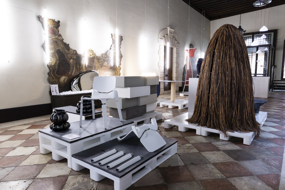 _LuciaSciacca_'s tweet image. Felice della menzione speciale al premio #CulturaPiùImpresa ottenuta da #designve, l'iniziativa promossa da Generali #ValoreCultura con cui l'anno scorso abbiamo aperto #PalazzoMorosini e altri 16 luoghi di Venezia alle mostre di designer internazionali.
bit.ly/2JKEIF1