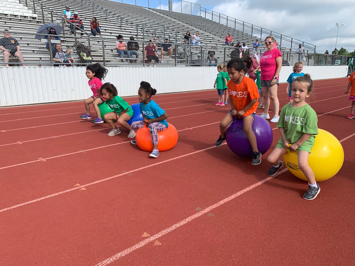 KrauseElem's tweet photo. Kindergarten field day was a HUGE success yesterday! @BrenhamISD https://t.co/CXEZChIKd1